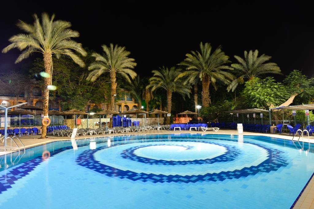Club In - Coral Hotel