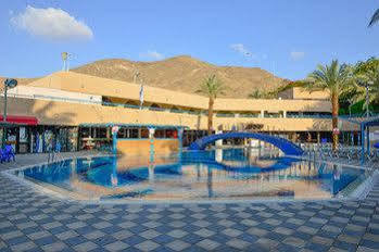 Club In - Coral 3*