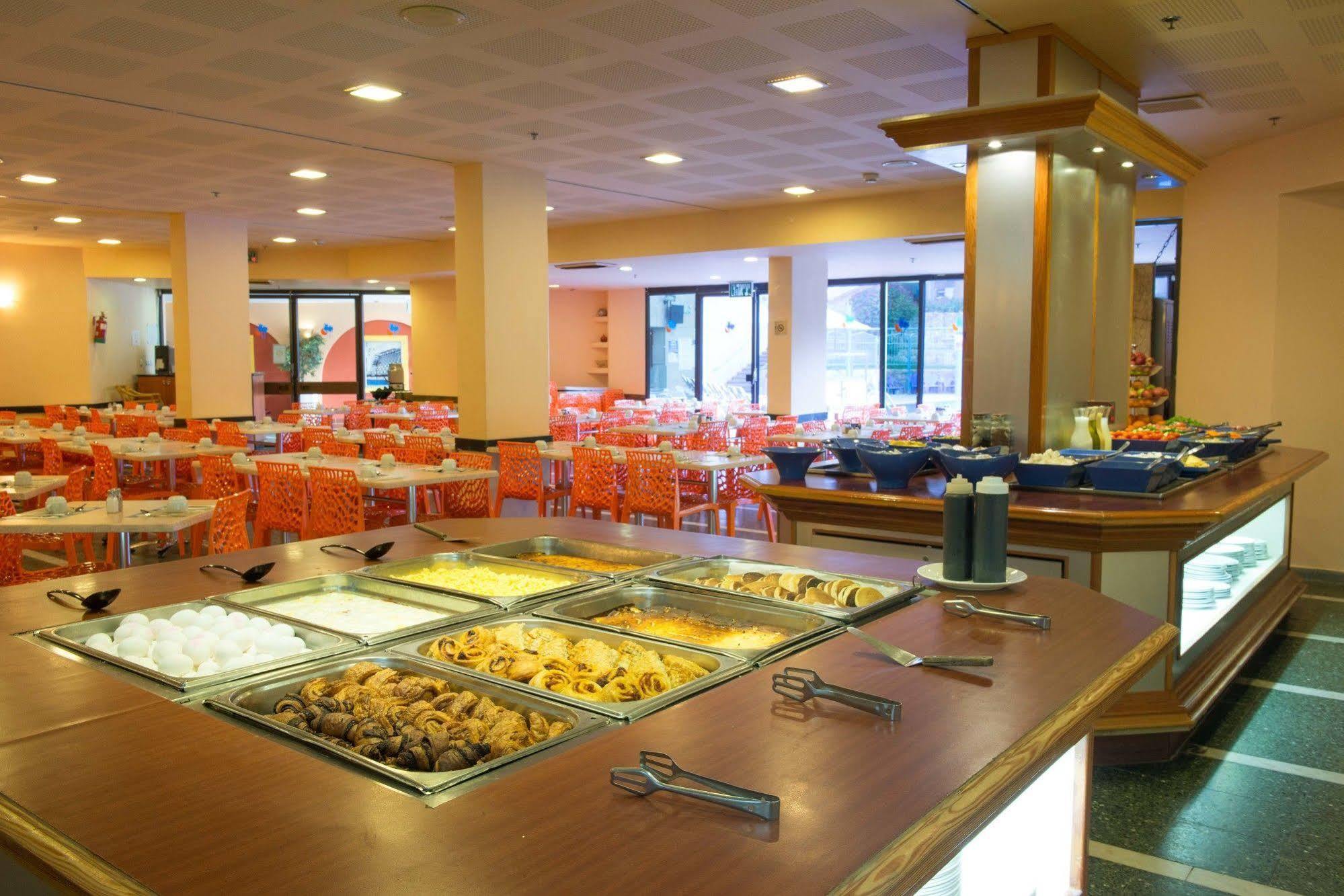 Club In - Coral Hotel 3*