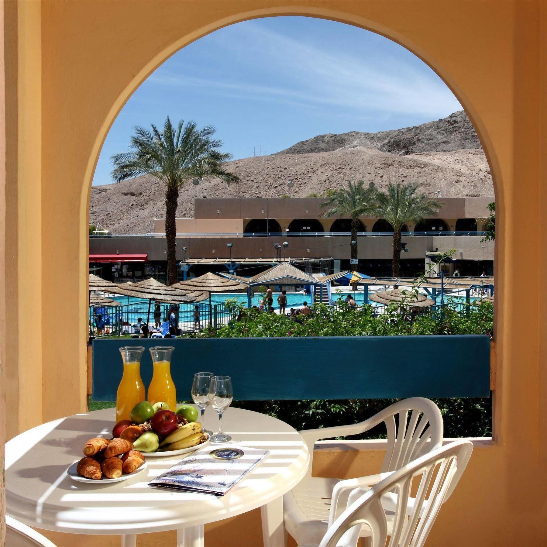 Club In - Coral Hotel 3*